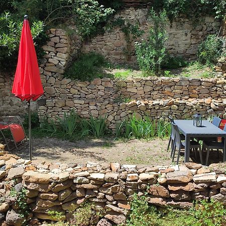 Les Insolites de Champeix Extérieur photo
