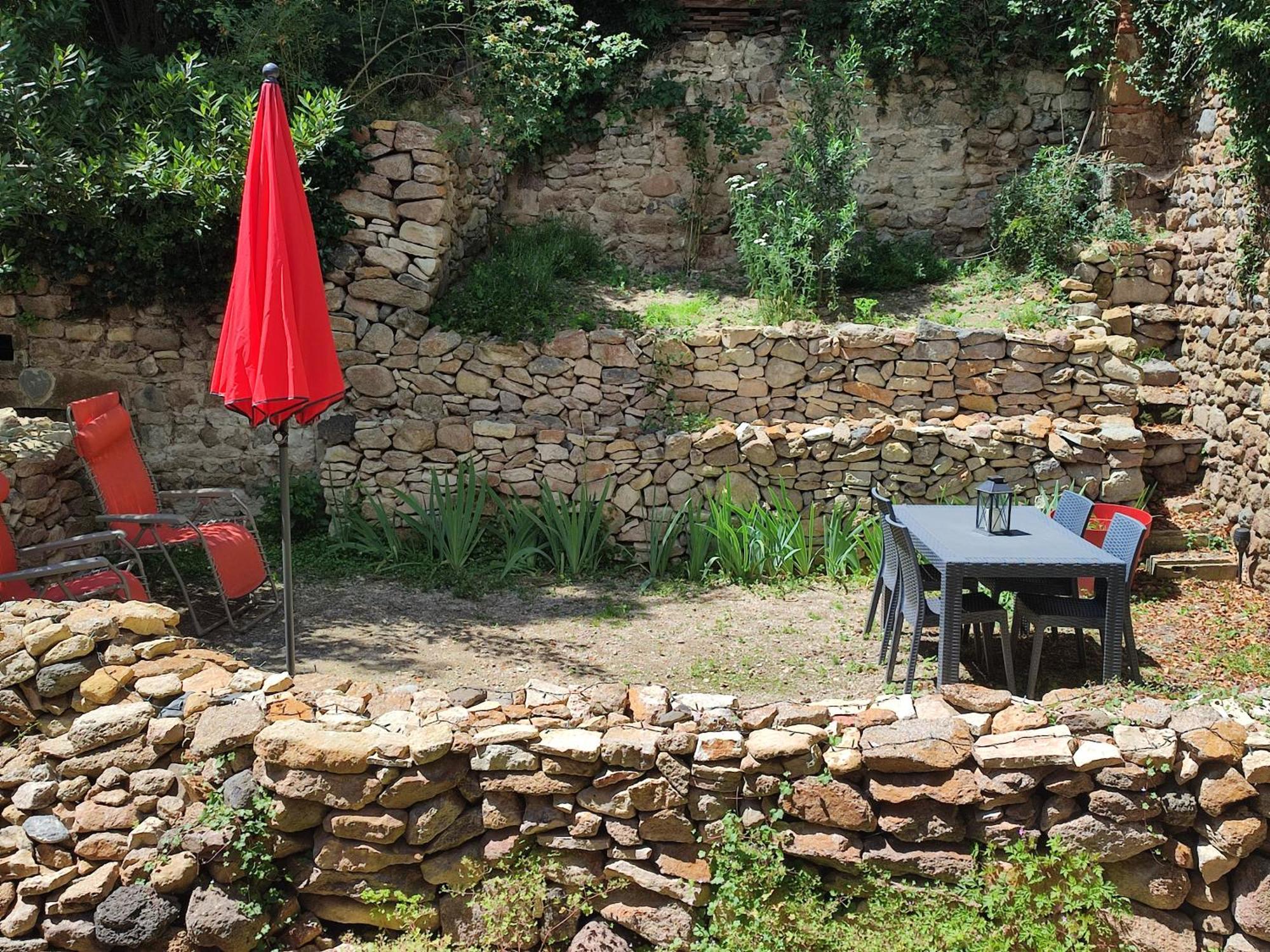 Les Insolites de Champeix Extérieur photo